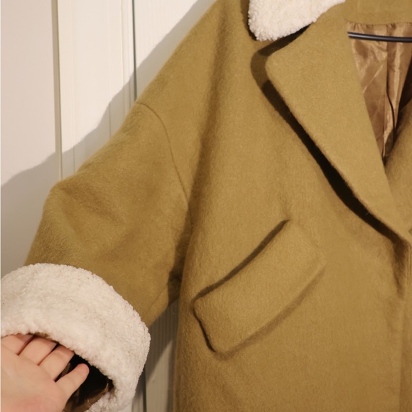 Coat - Picture 3 of 3